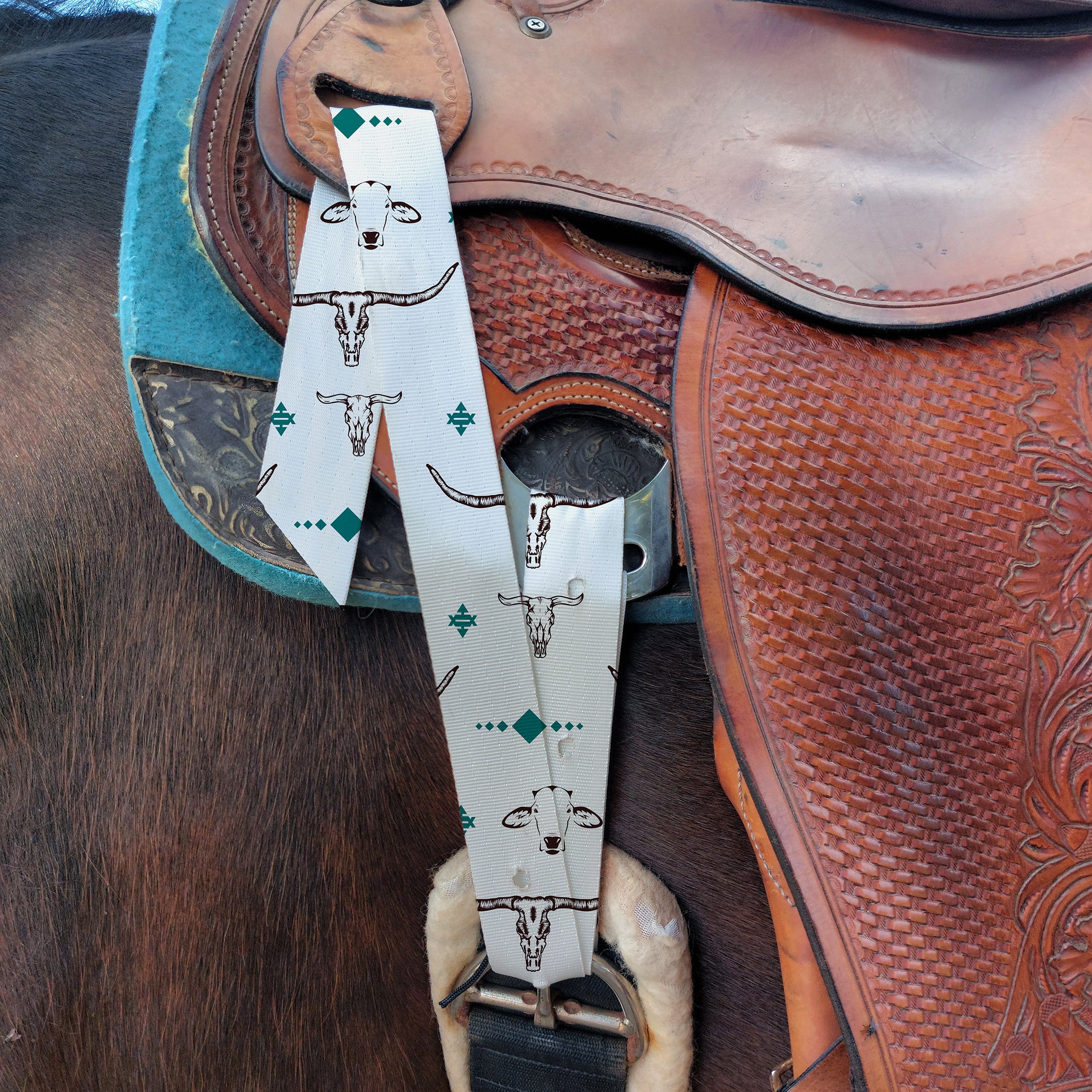 Cow Heads Latigo & Billet Straps